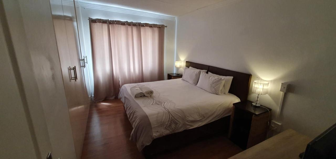 Beth El Guesthouse Brackenfell Esterno foto
