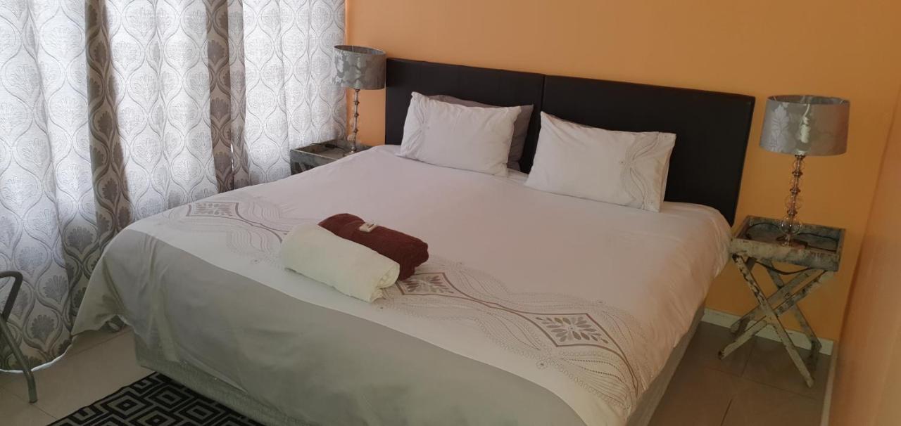 Beth El Guesthouse Brackenfell Esterno foto