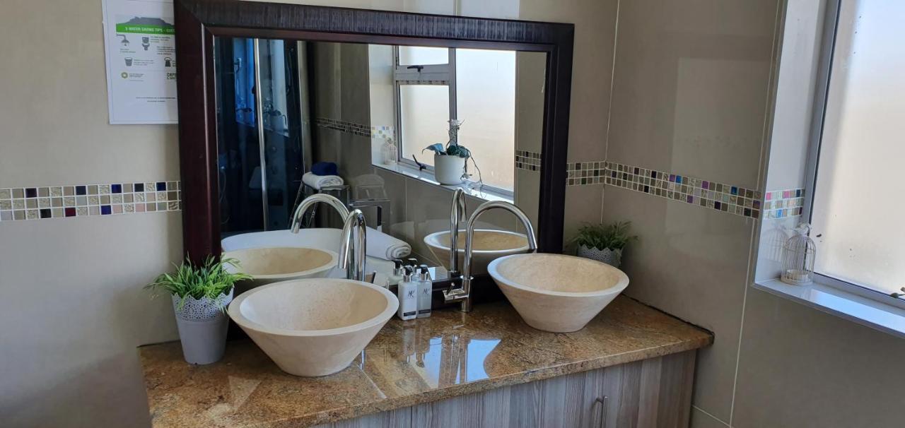 Beth El Guesthouse Brackenfell Esterno foto